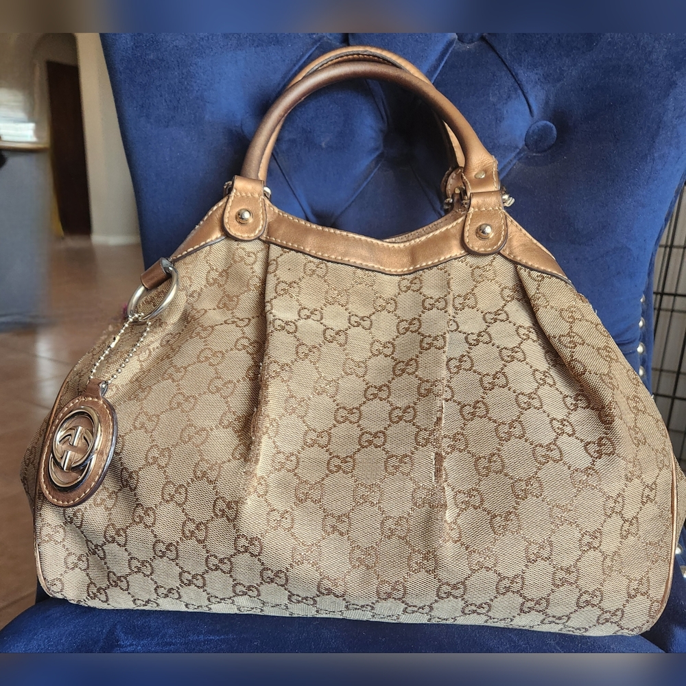 GUCCI GG Canvas Suki Tote - Picture 3 of 14